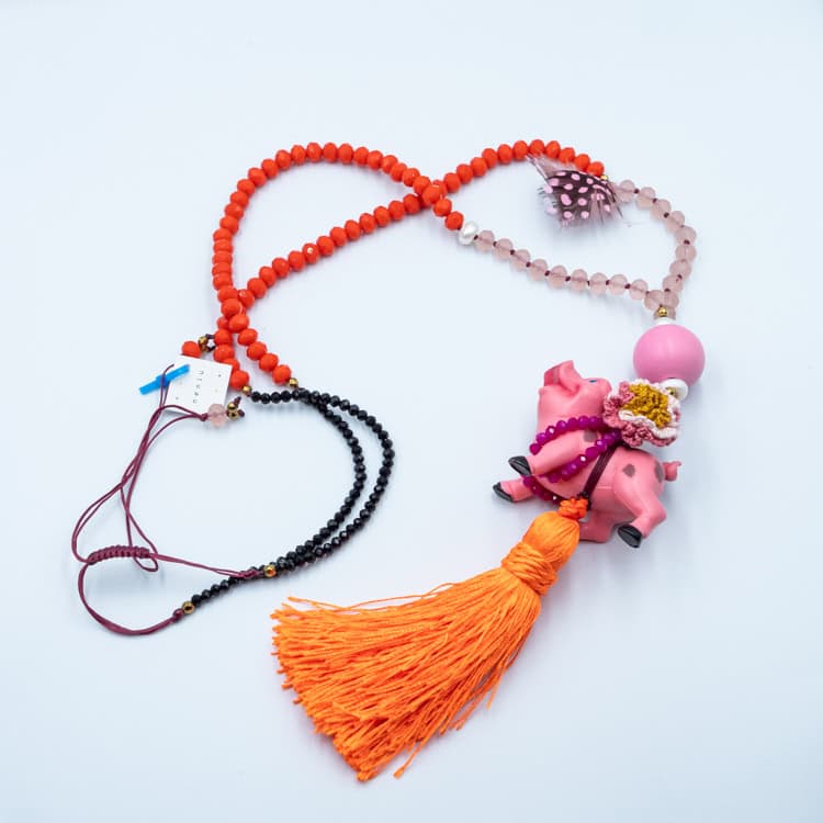 P1100209 PIGGY THE PIG NECKLACE (zoo collection) 🐷 - Image 1