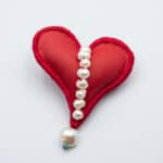 V FOR VALENTINE BROOCH -N E W - Image 2