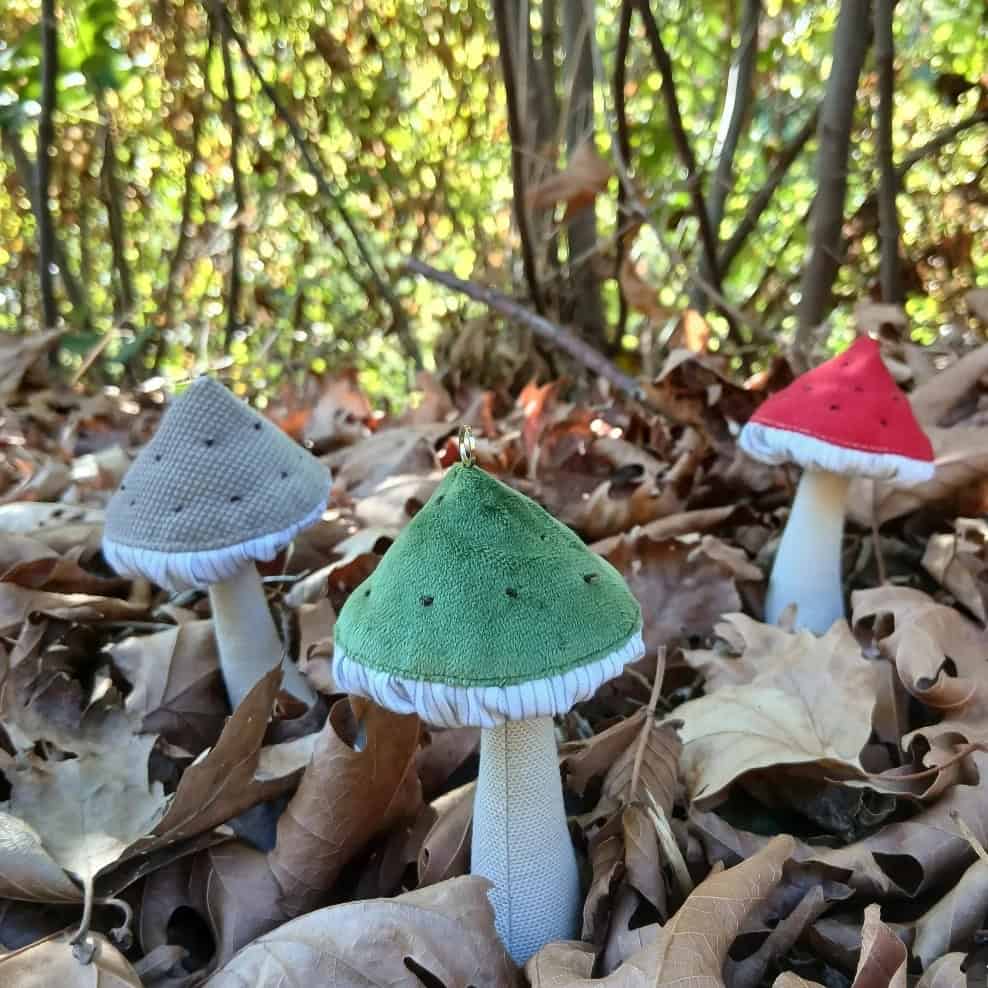 1000021402 XMAS ORNAMENTS 🍄 - Image 1