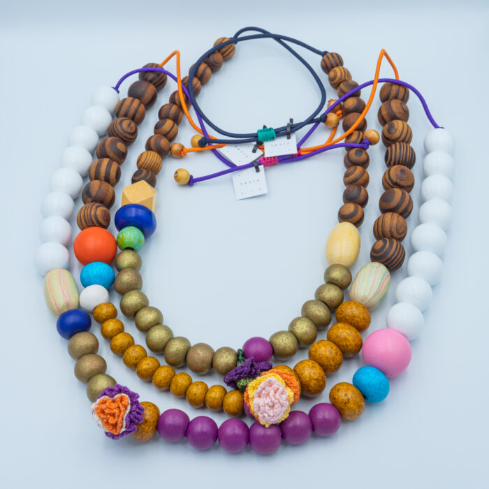 WOODEN WITH KNITTED FLOWER NECKLACES