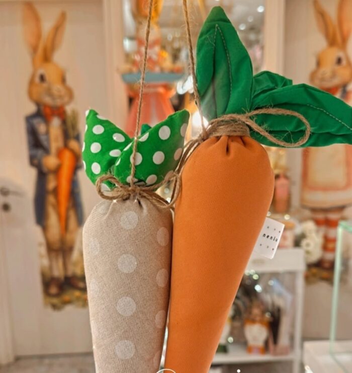 EASTER ORNAMENTS - CARROTS