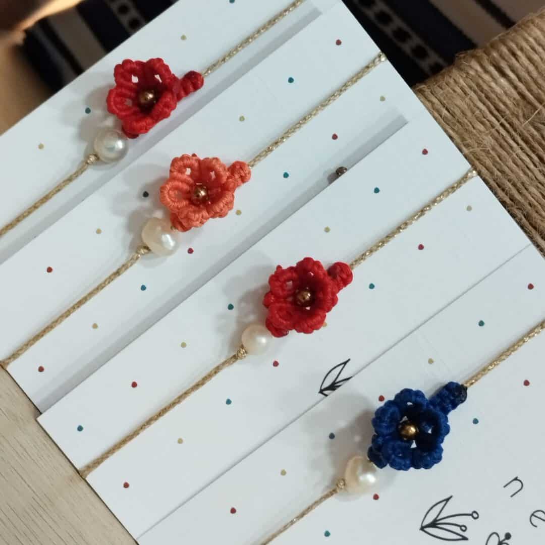 DAISIE FLOWER BRACELET 🌸