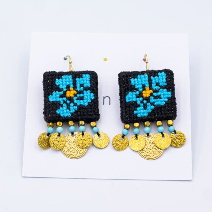 FLOWERS EARRINGS - N E W