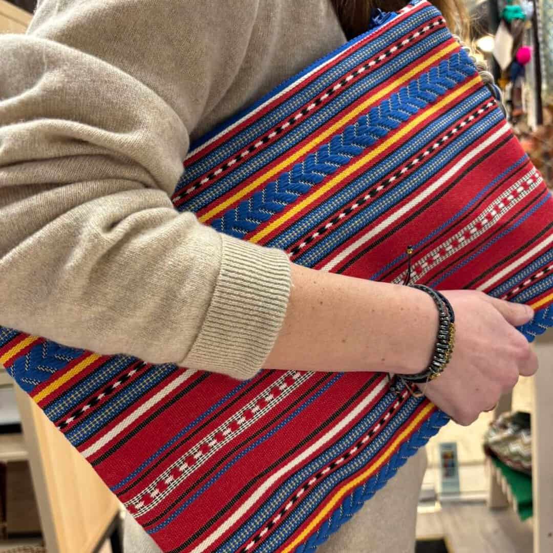 THE ART OF WEAVINGS -HANDBAGS
